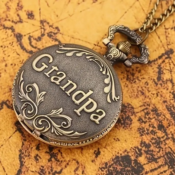 Boutique Other - Vintage Style Grandpa Pocket Watch